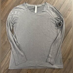 lululemon Emerald Long Sleeve Foil Heathered Metal Grey Silver Top Size 4